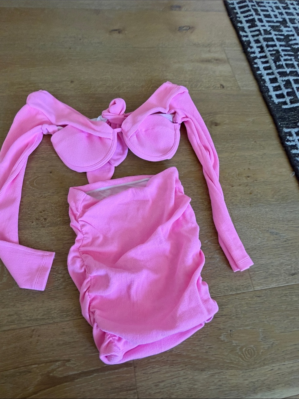 Women’s Pink Long-Sleeve Bikini Set